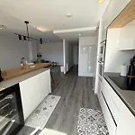 Moderno Con Piscina Cerca Playa San Juan By Turihome Alicante
